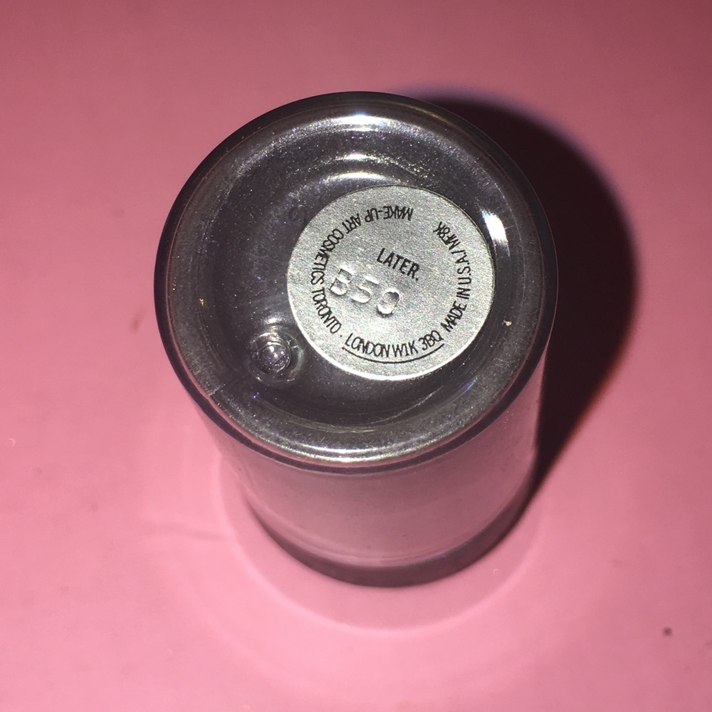 Mac later pigment
